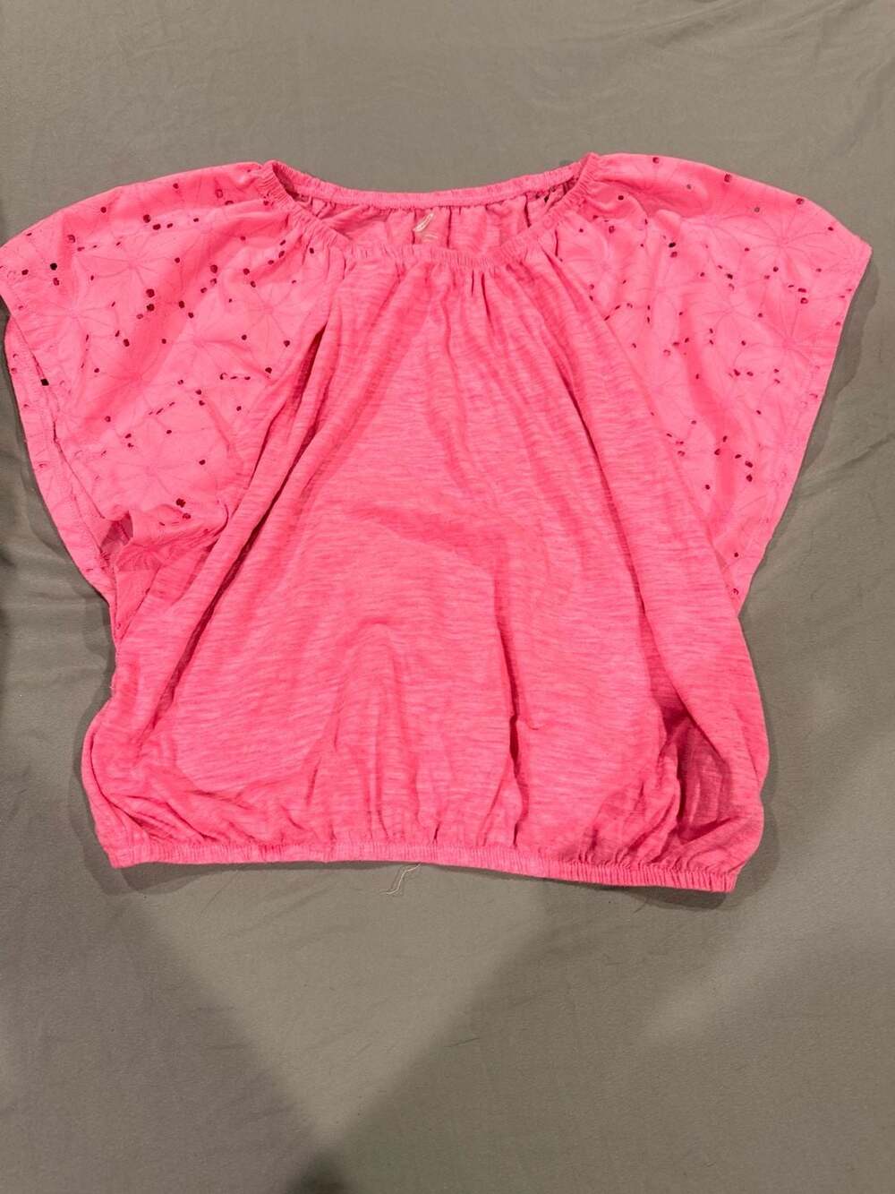 Old Navy Eyelet Flutter Sleeve Top Size 10-12 Pink Cotton Blend